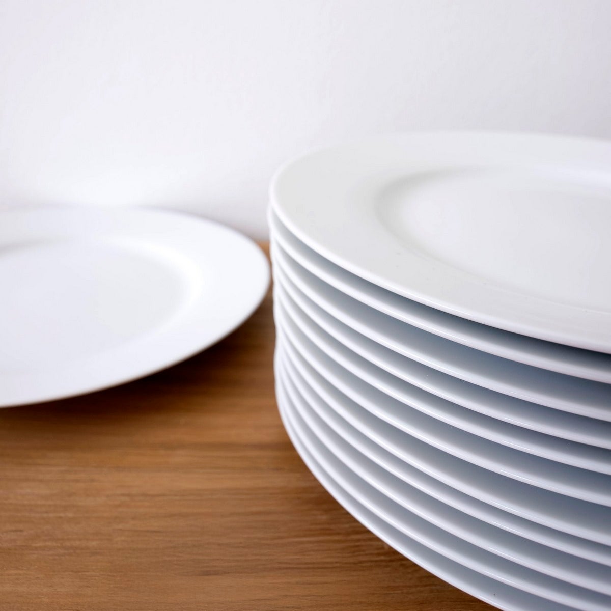 Set de 12 platos llanos blancos de porcelana de Ø 27 cm