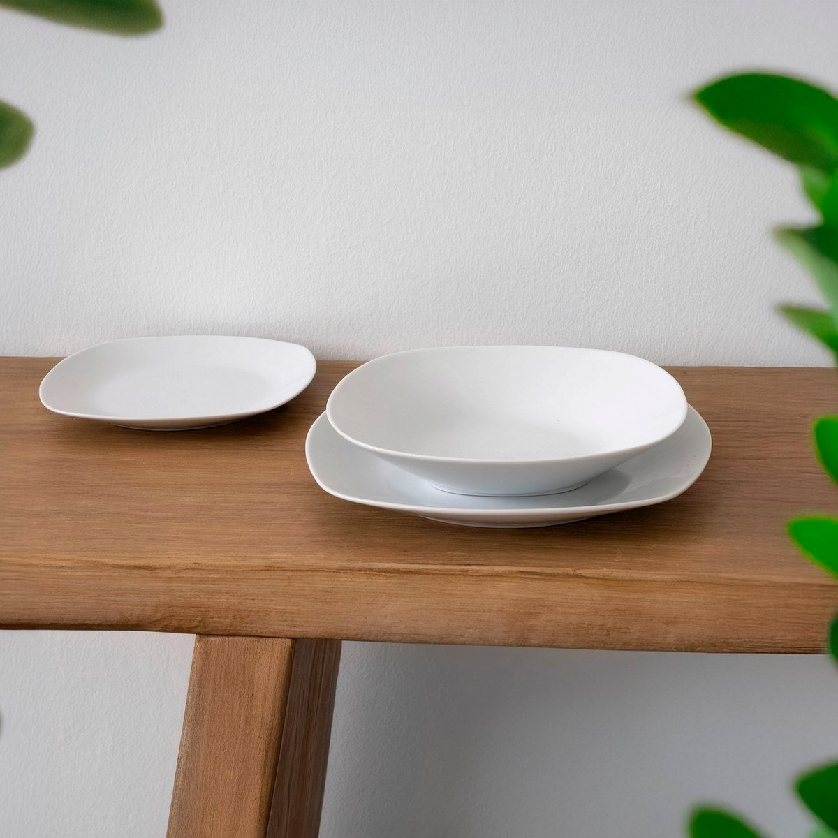 Set de 12 platos llanos cuadrados blancos de porcelana de Ø 27 cm