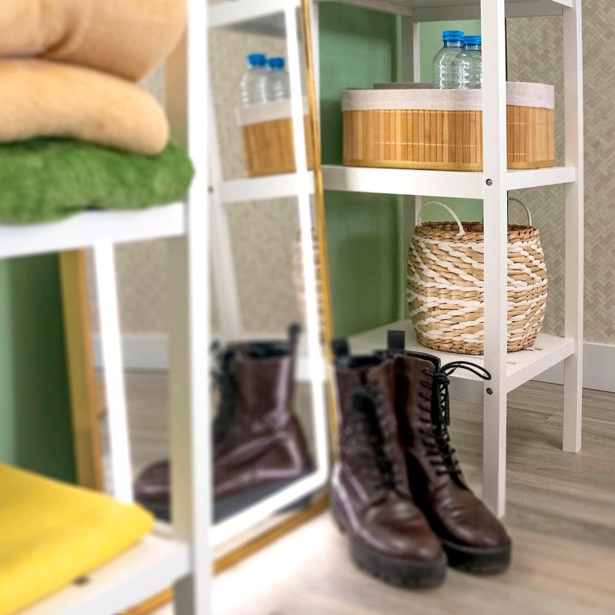 Estantería con 3 estantes laminados de 76 cm