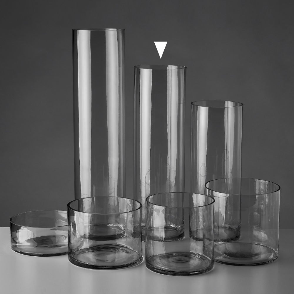 Jarrón de cristal transparente cilíndrico