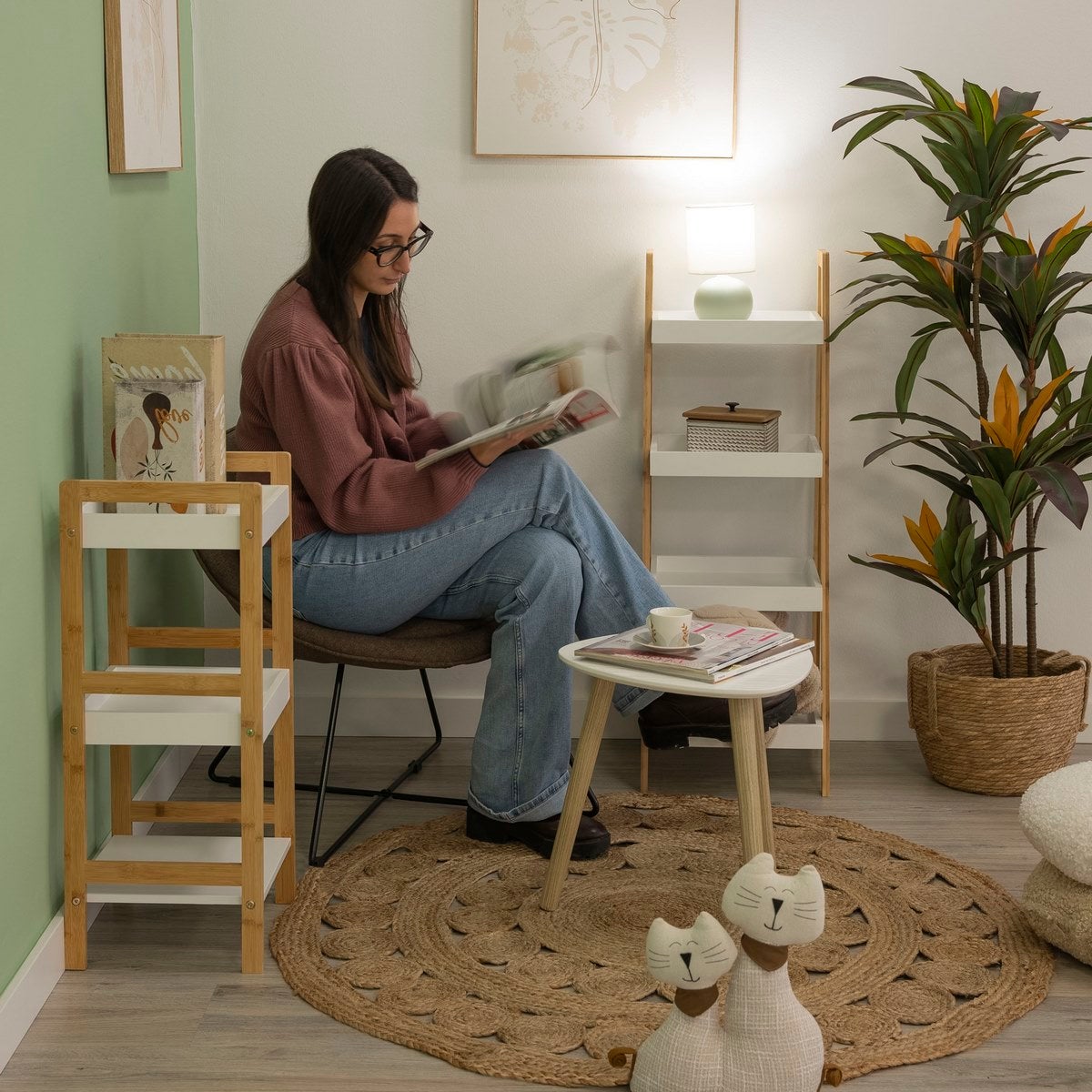 Estantería de bambú blanco y natural