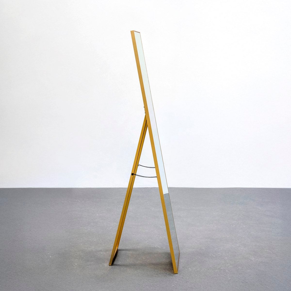 Espejo de pie dorado de 151 cm