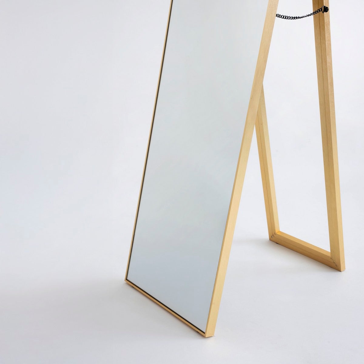 Espejo de pie dorado de 151 cm
