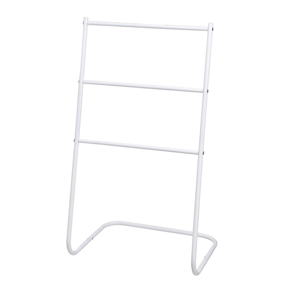 Toallero de pie blanco