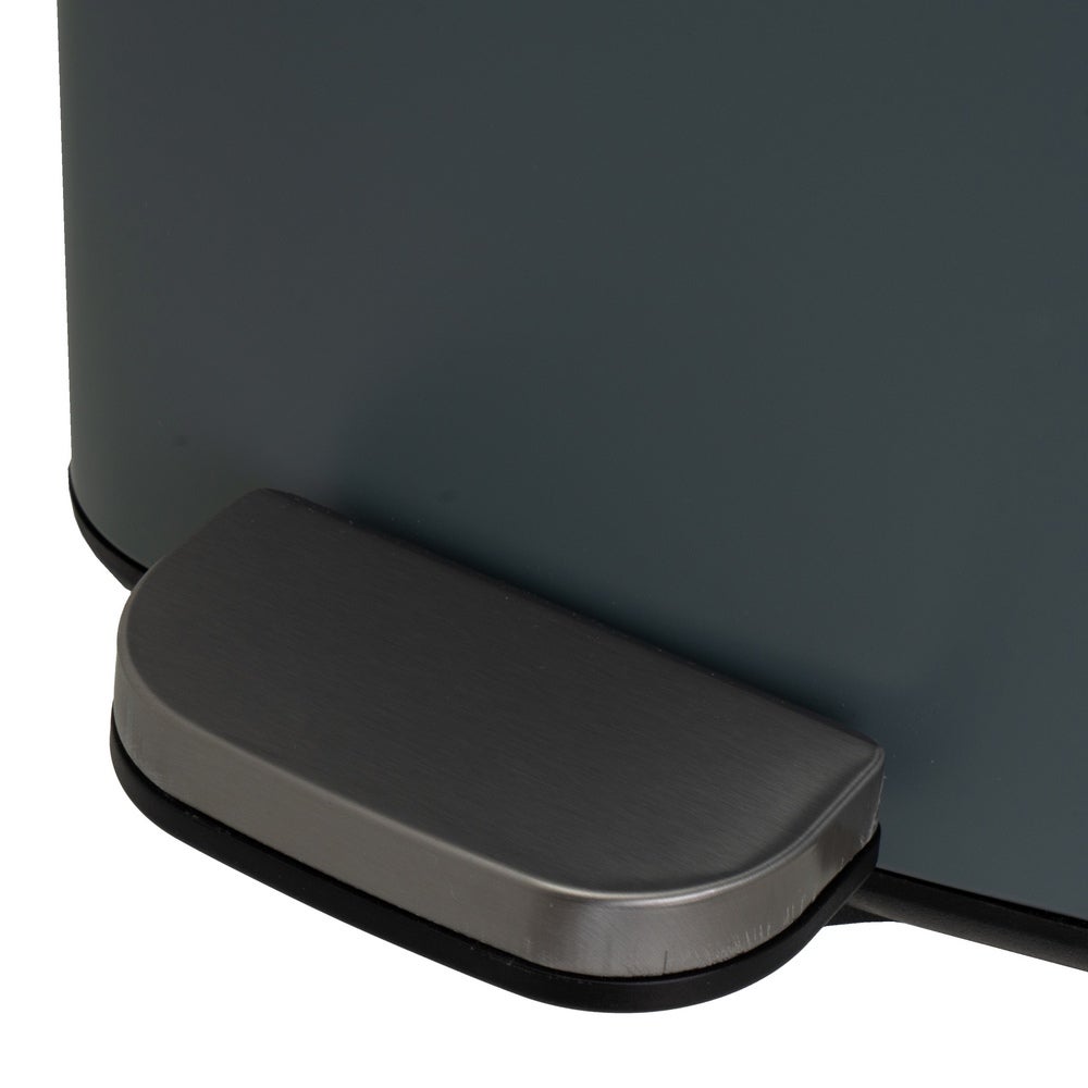 Papelera cuadrada de pedal gris de 20 litros