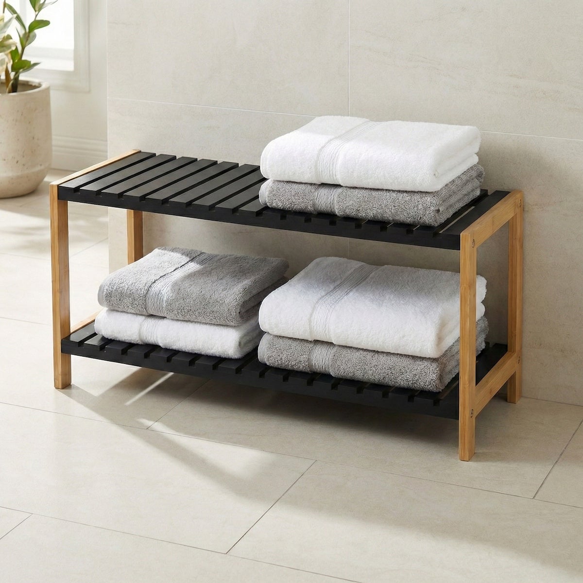 Estantería zapatero de bambú natural con 2 estantes laminados negros de 70x26x36 cm