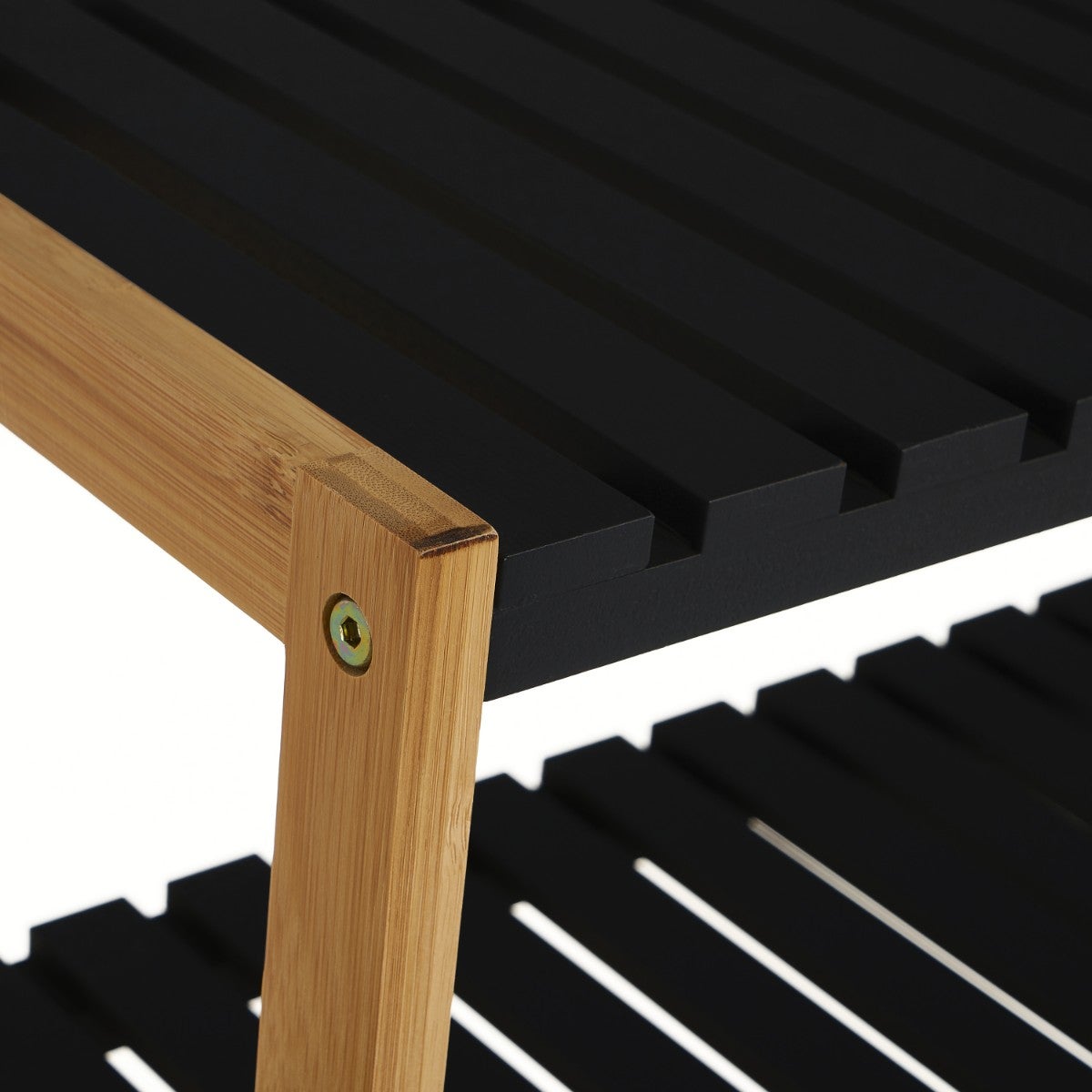 Estantería zapatero de bambú natural con 3 estantes laminados negros de 70x26x59 cm