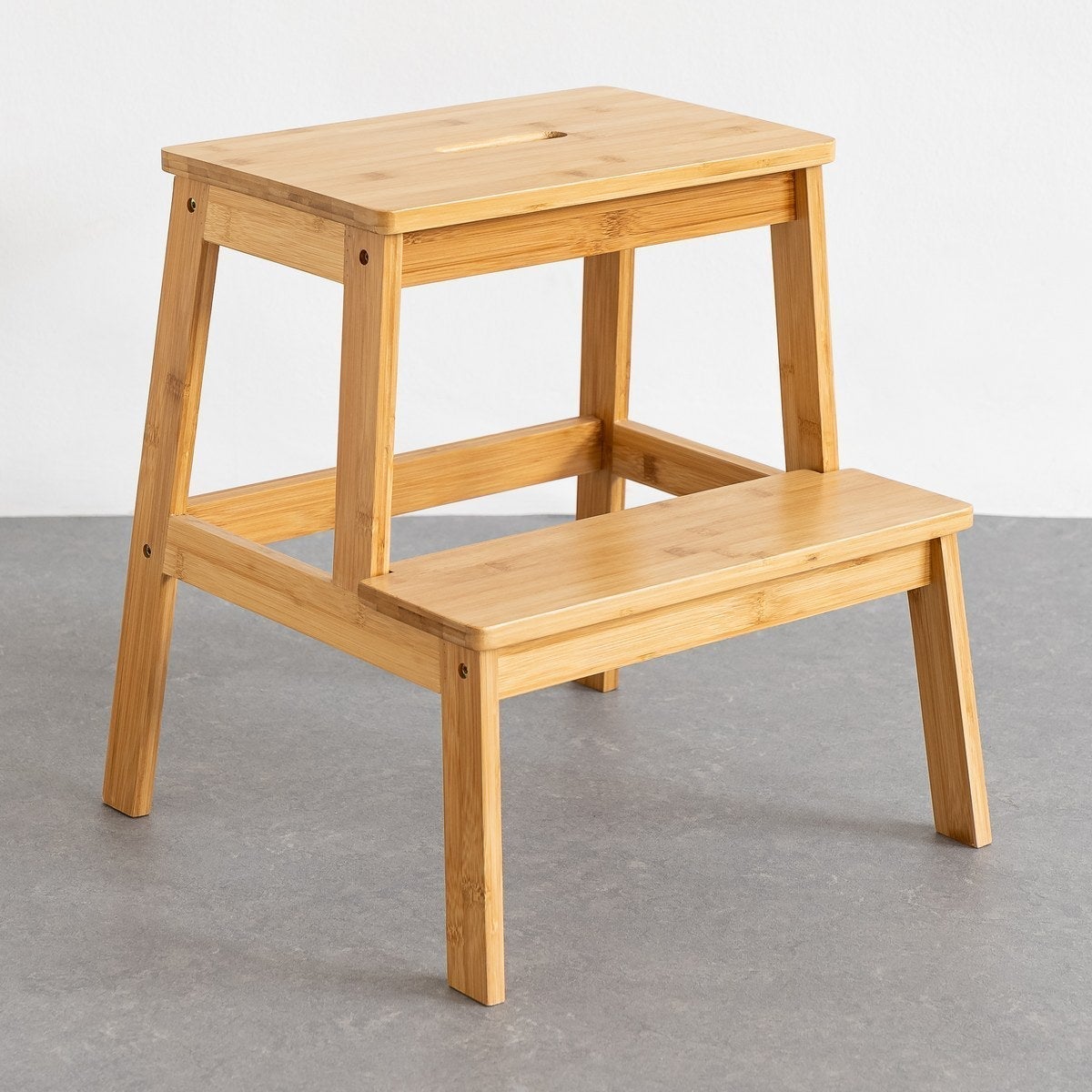 Taburete escalera de 2 alturas de bambú natural de 42x43x47 cm