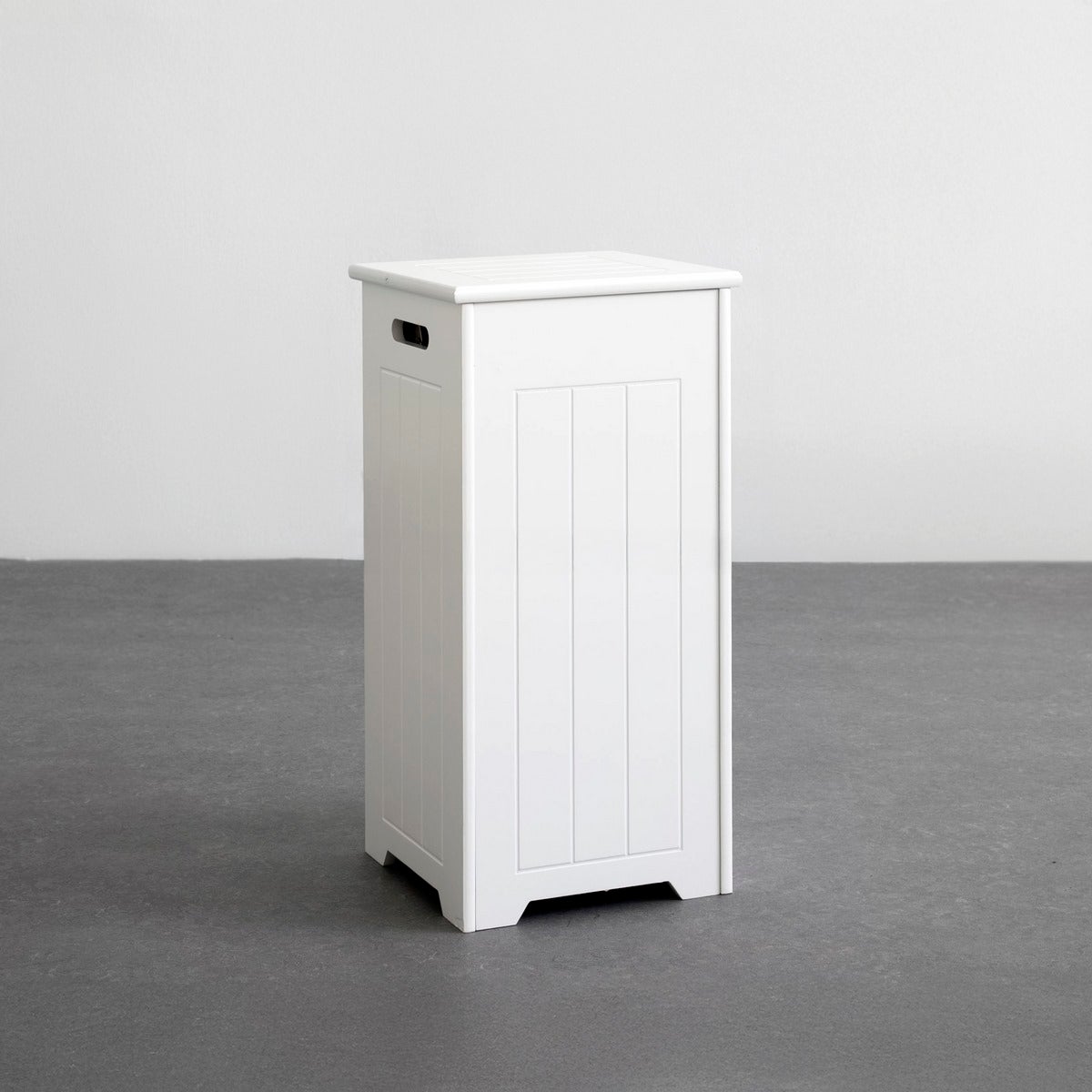 Cesto para la ropa sucia de madera blanco