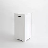 Cesto para la ropa sucia de madera blanco