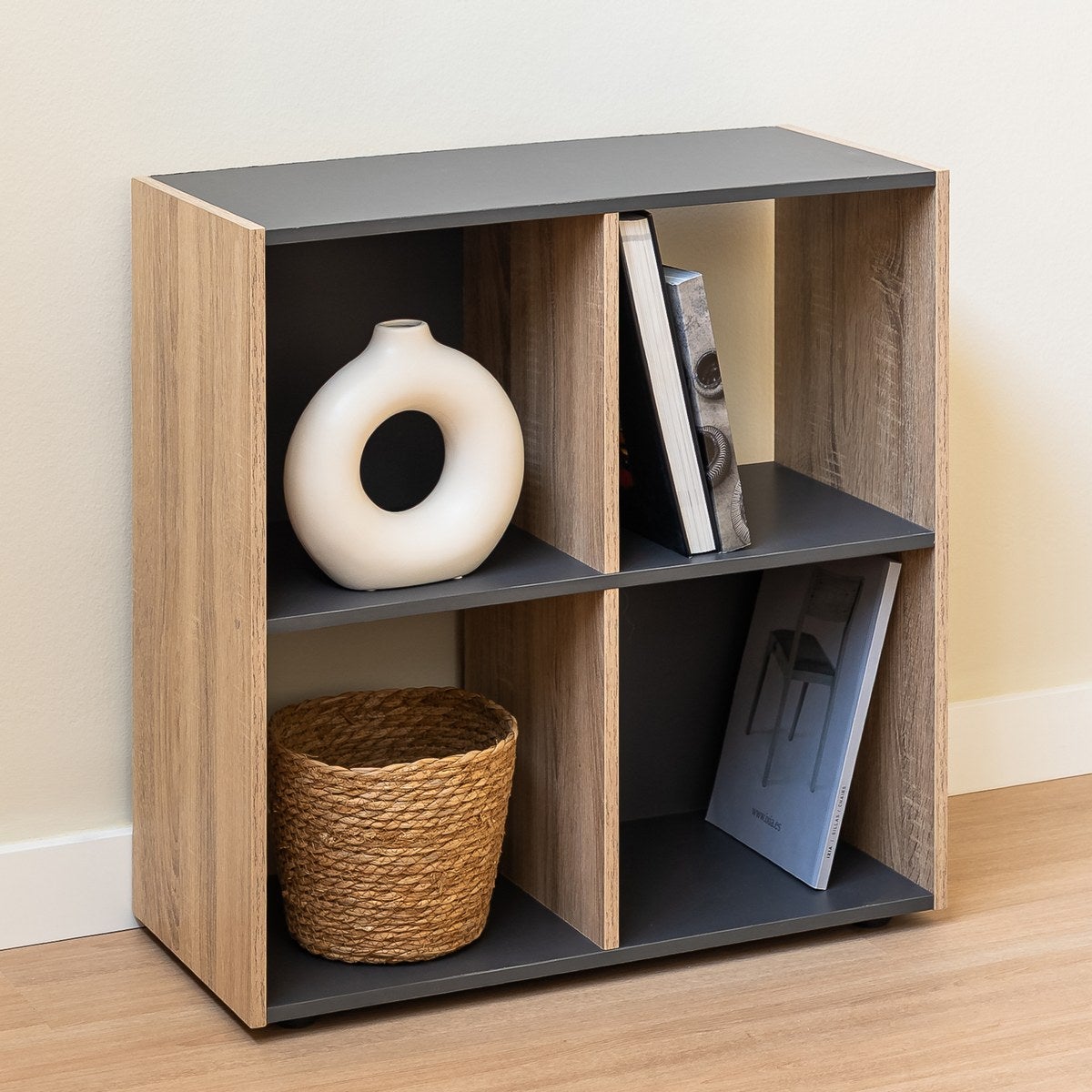 Estantería cubo gris y natural de 60x62 cm