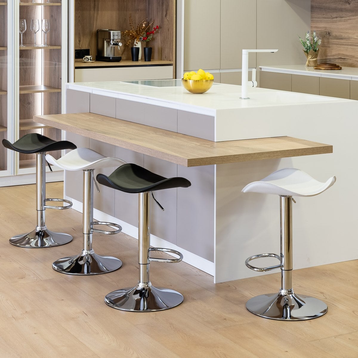 2 taburetes giratorios negros de 83 cm