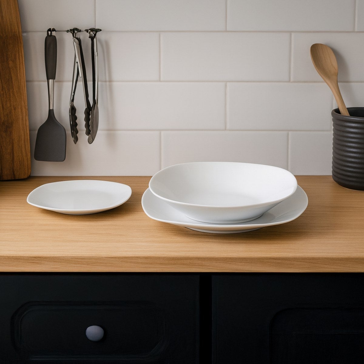 Set de 12 platos llanos cuadrados blancos de porcelana de Ø 27 cm