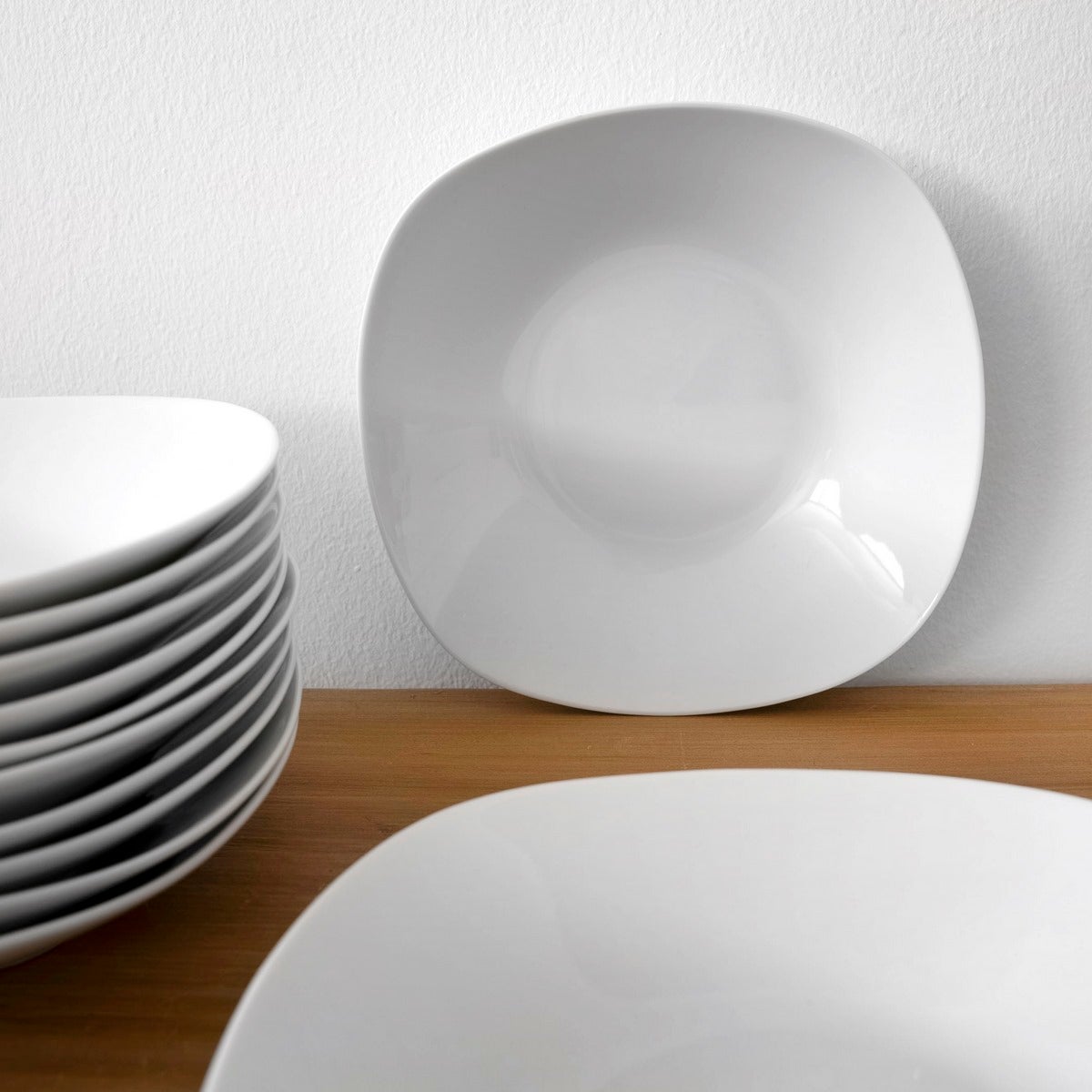 Set de 12 platos hondos cuadrados blancos de porcelana de Ø 23 cm
