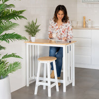 Set de mesa alta y 2 taburetes de madera blanco y natural