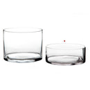 Jarrón cilíndrico transparente.