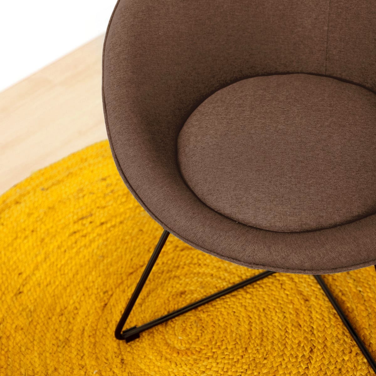 Sillón circular marrón