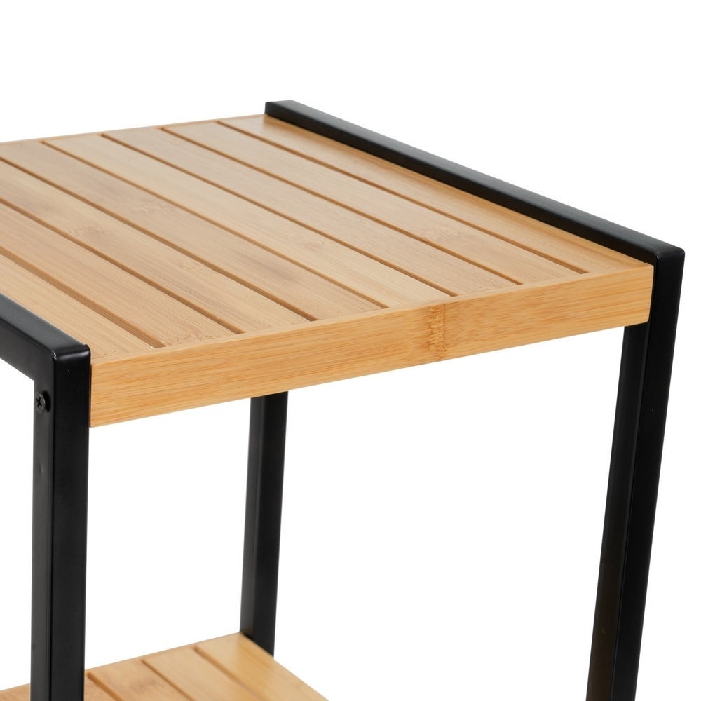 Estantería de bambú y estructura de metal negro con 3 baldas