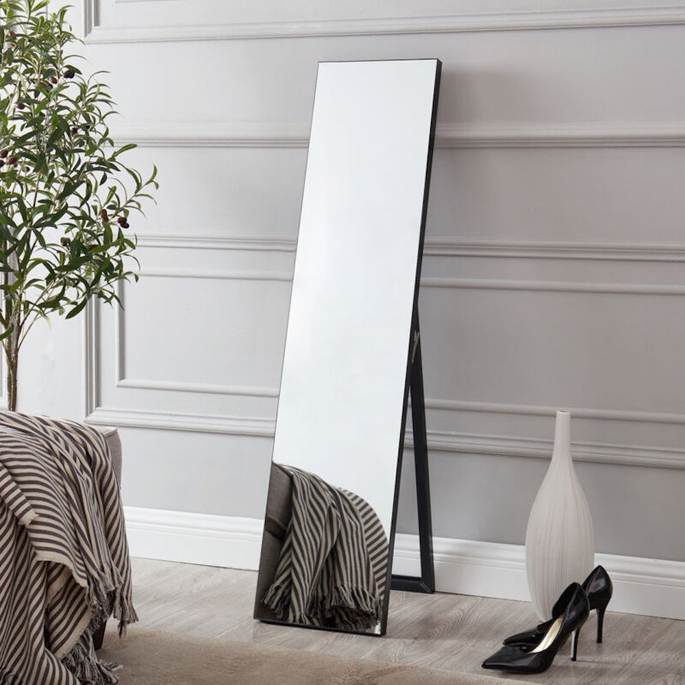 Espejo de pie negro de 151 cm