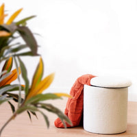 Set de 2 puffs blancos con almacenaje