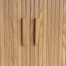 Aparador marrón de madera con 2 puertas