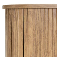 Aparador marrón de madera con 2 puertas