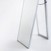 Espejo de pie plateado de 151 cm