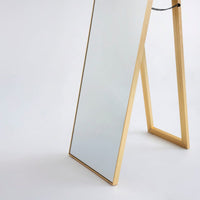 Espejo de pie dorado de 151 cm