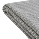 Manta gris de 130x160 cm con flecos