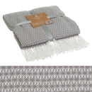 Manta gris de 130x160 cm con flecos