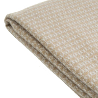 Manta beige de 130x160 cm con flecos