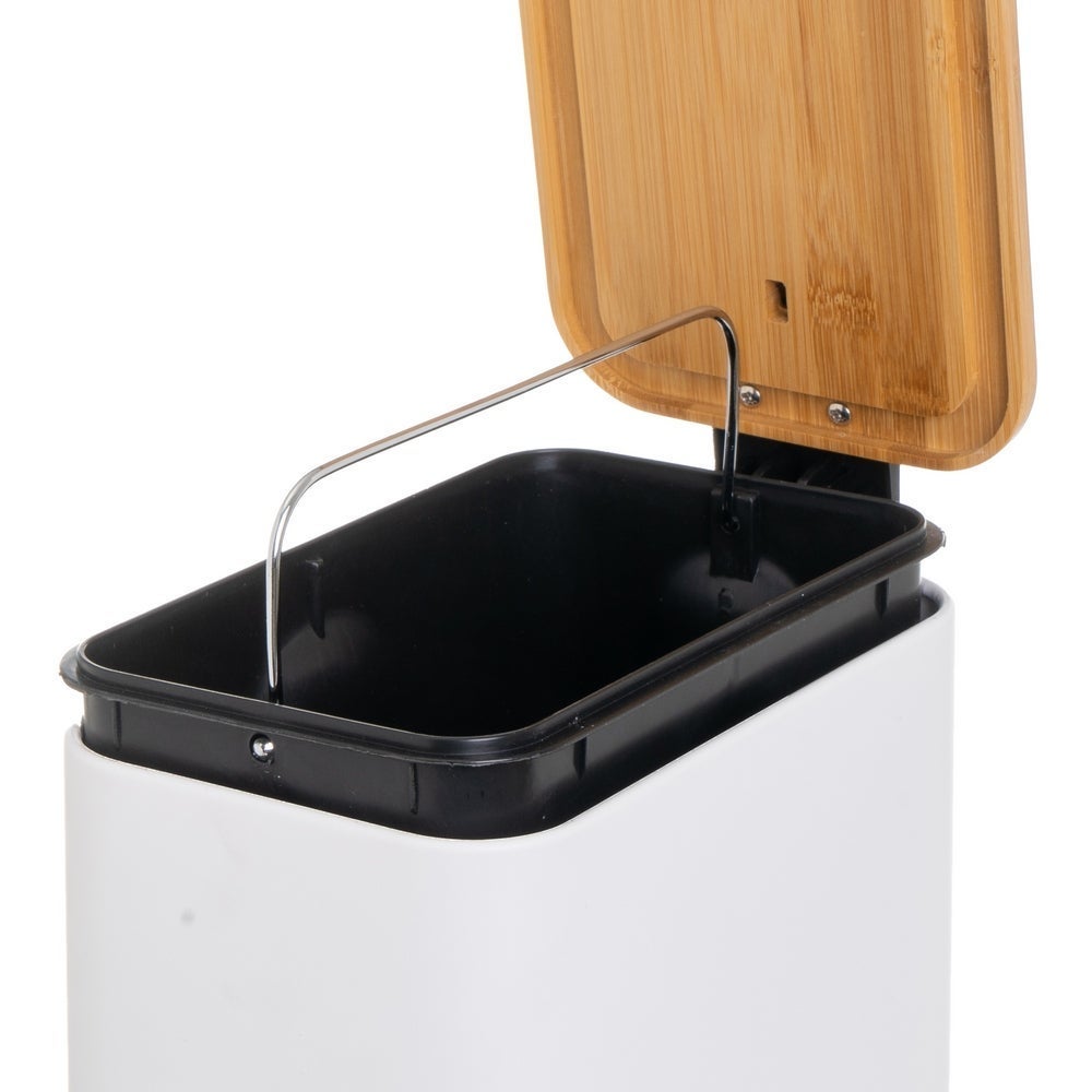 Papelera de pedal rectangular blanca de 5 litros con tapa de bambú
