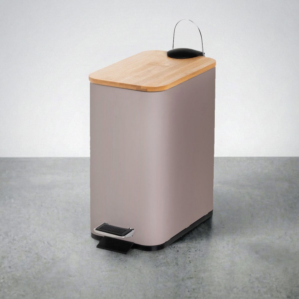 Papelera de pedal rectangular beige de 5 litros con tapa de bambú