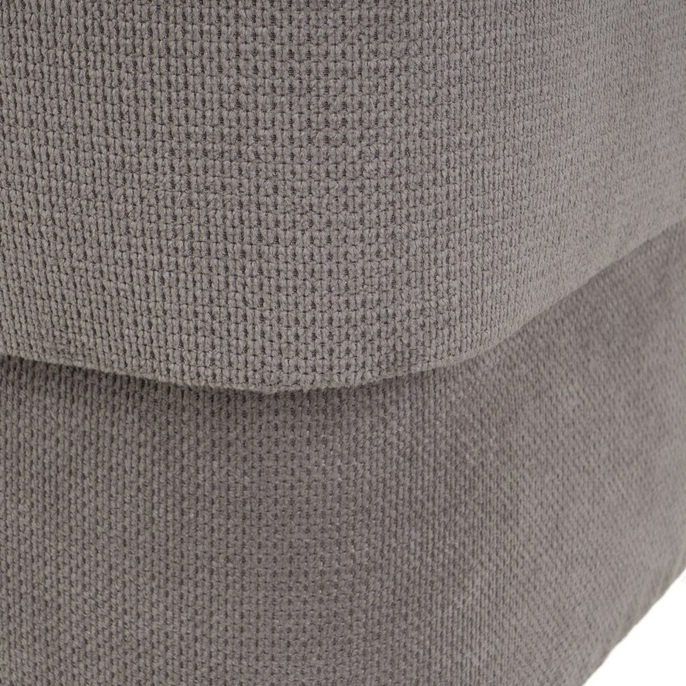 Puff cuadrado tapizado en tela gris