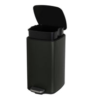 Papelera cuadrada de pedal negra de 20 litros
